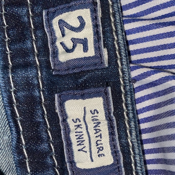 Sold!! - Picture 3 of 5